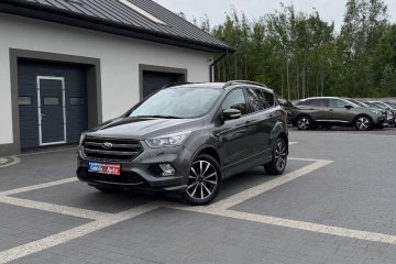 Ford_Kuga_ST-Line_1.5_Benzyna_Manual