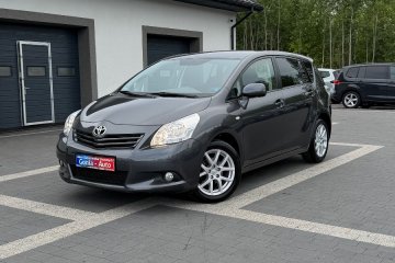 Toyota_Verso_1.6_benzyna_Manual_Super_Stan